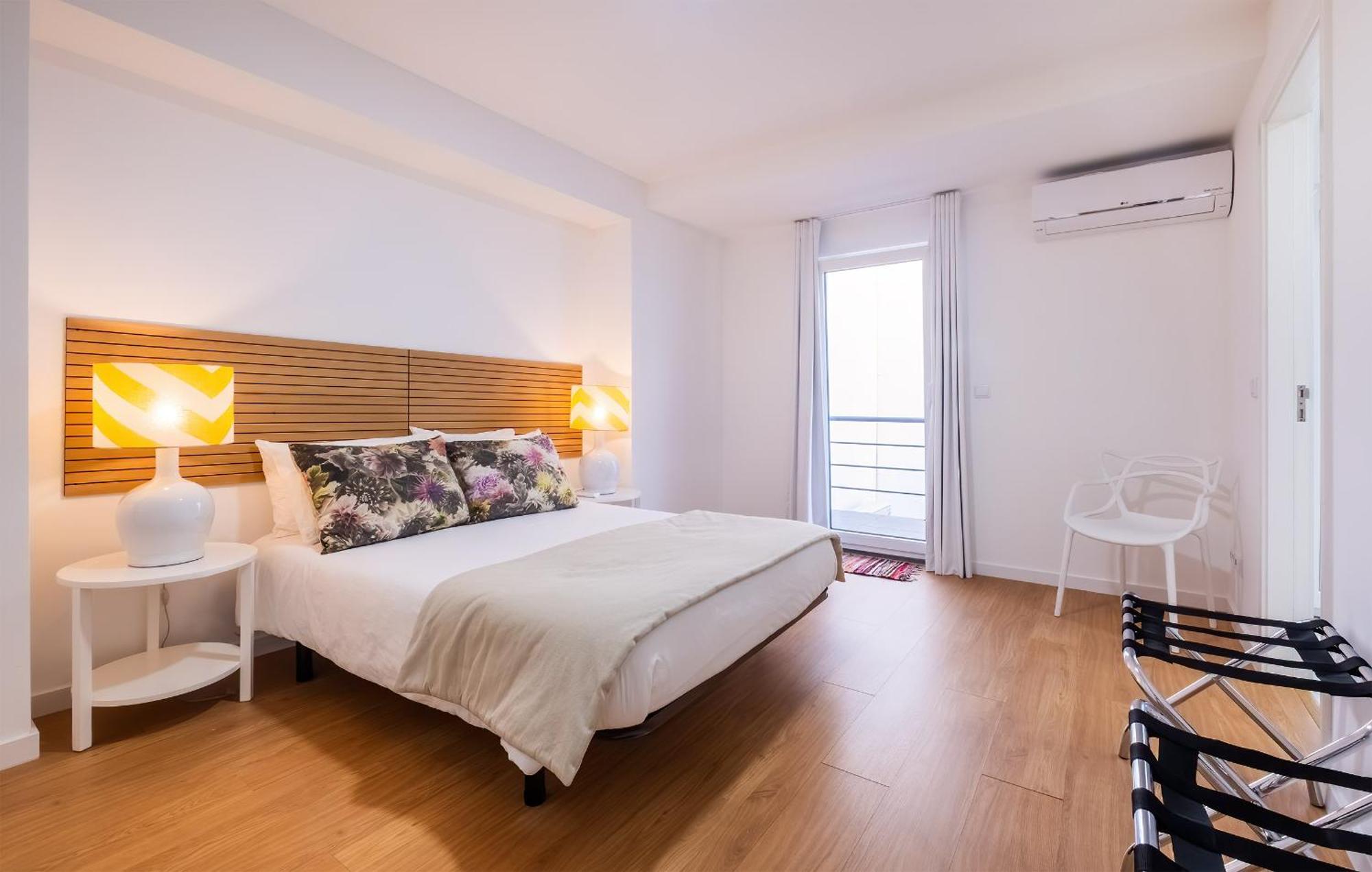 Ponta Delgada Flats - Host & Chill Daire Dış mekan fotoğraf