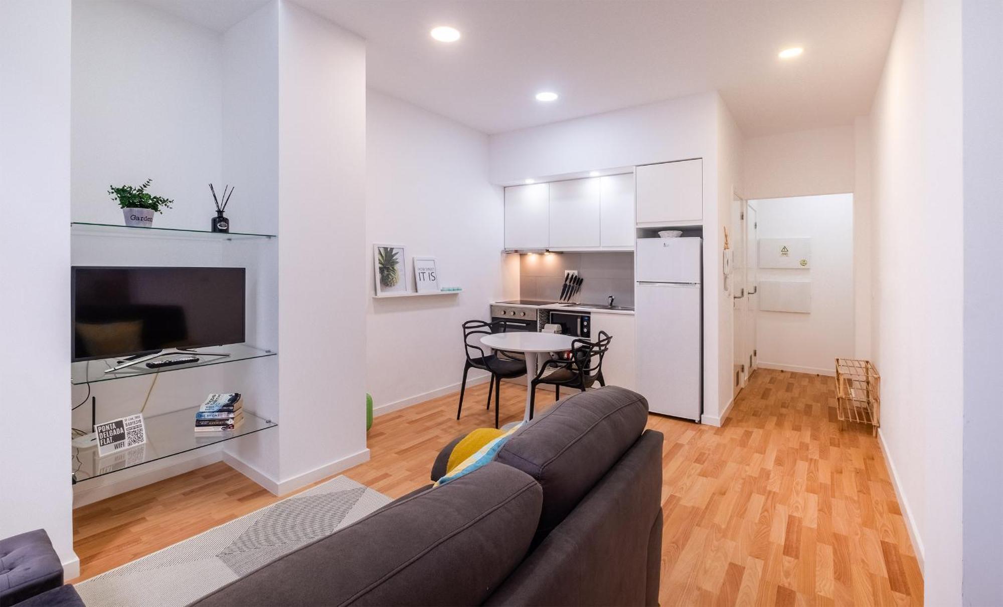 Ponta Delgada Flats - Host & Chill Daire Dış mekan fotoğraf